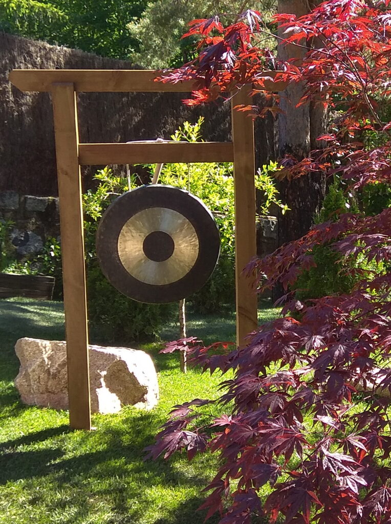 gong en jardin zen